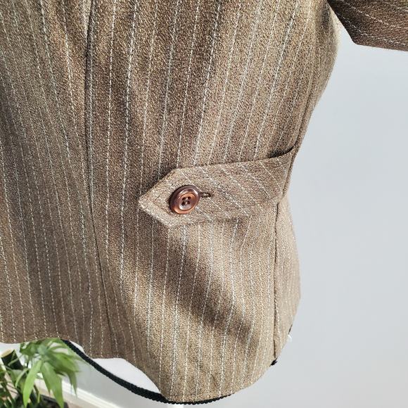 R.Q.T Striped Cuffed Ankle Pants Suit 8 - Picture 6 of 16